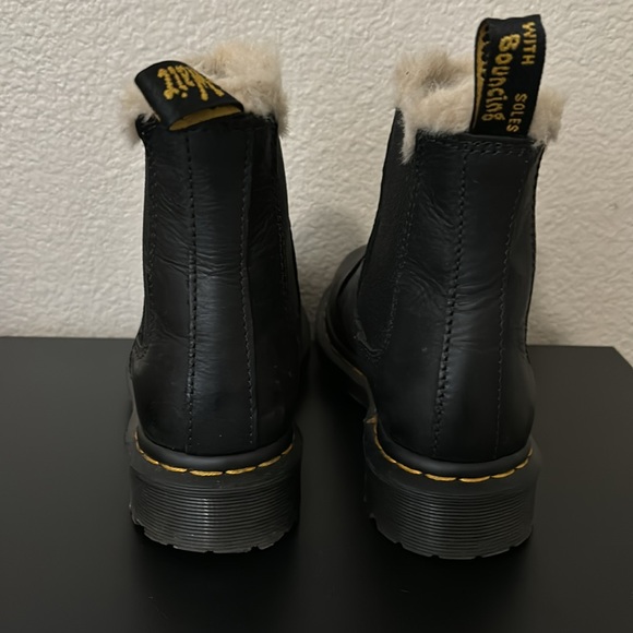 Dr Martens 2976 Leonore Women’s Chelsea Boots - Picture 3 of 7